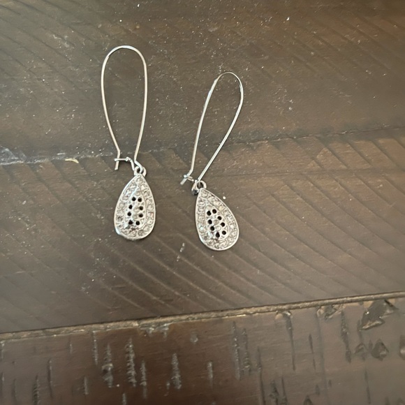 Sterling silver earrings - Picture 1 of 1